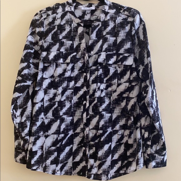 Calvin Klein, size medium - Picture 1 of 1